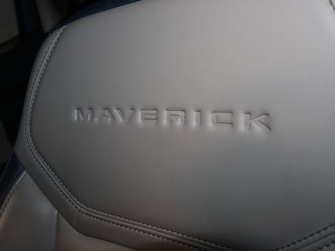 Used 2025 Ford Maverick Lariat image 21