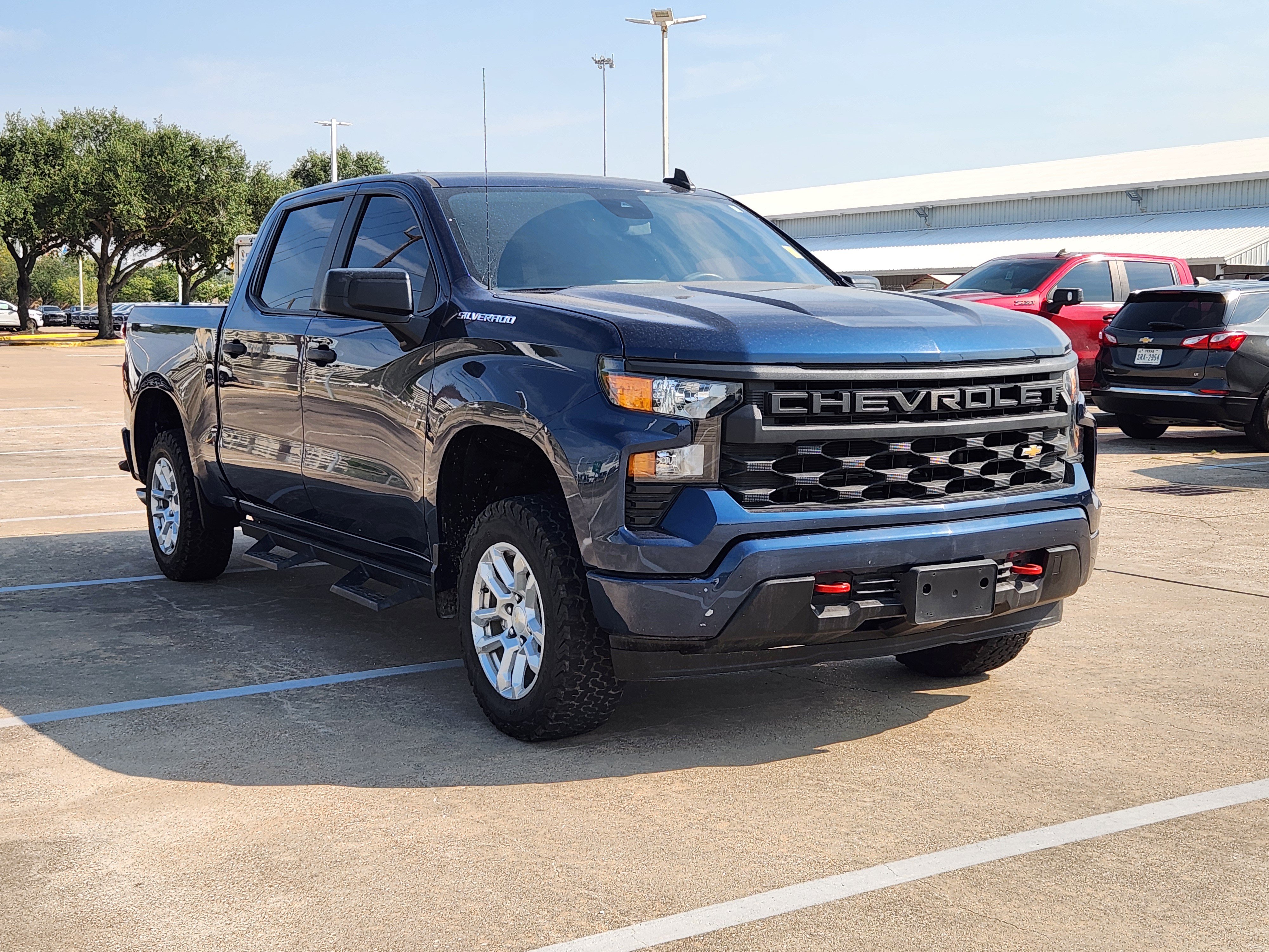 Used 2023 Chevrolet Silverado 1500 Custom RWD image 4