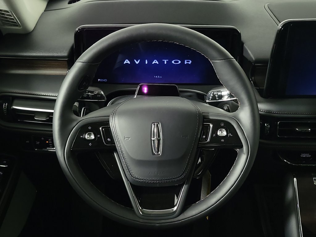 New 2027 Lincoln Aviator Reserve w/ Luxury Package AWD/4WD image 11