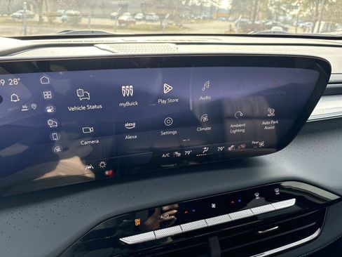 Certified 2025 Buick Enclave Avenir w/ Super Cruise Package image 25