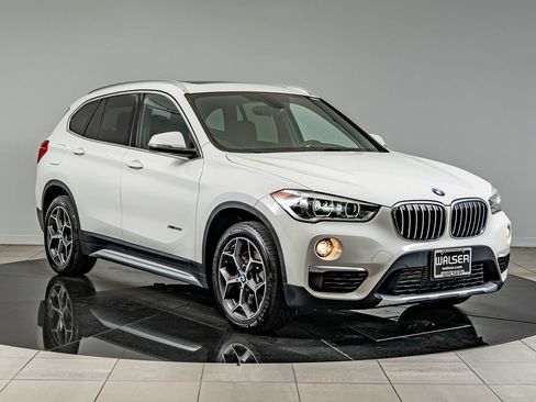 Used 2017 BMW X1 xDrive28i AWD/4WD image 3