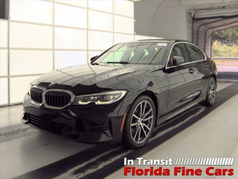 Used 2020 BMW 330i Sedan w/ Convenience Package RWD image 2