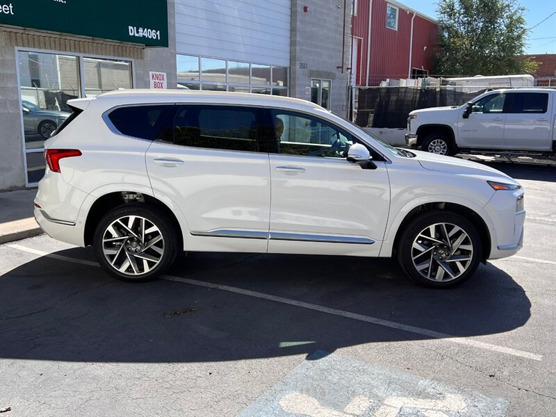 Used 2023 Hyundai Santa Fe Calligraphy AWD/4WD image 8