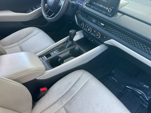 Used 2023 Honda Accord EX image 15