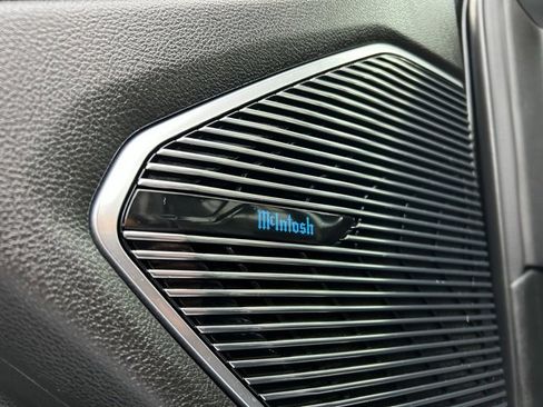 Used 2022 Jeep Grand Cherokee Overland w/ Adv Protech Group III image 30