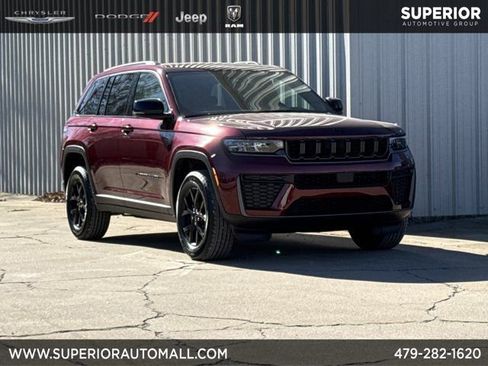 New 2026 Jeep Grand Cherokee Altitude image 1