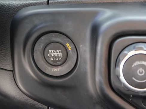 Used 2023 Jeep Wrangler Unlimited Sport AWD/4WD image 24