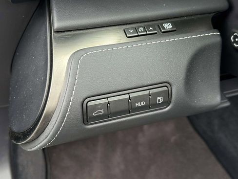 Used 2023 Lexus LC 500 Convertible image 20