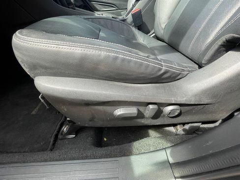 Used 2019 Subaru Forester Limited image 9