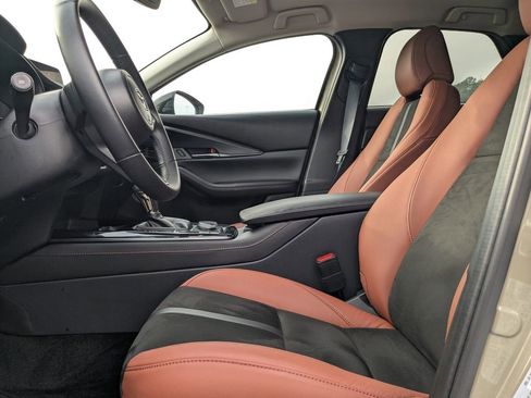 Certified 2025 MAZDA CX-30 Carbon image 21