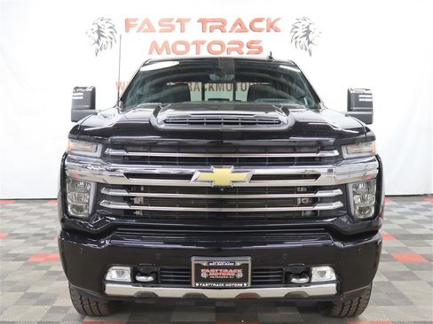 Used 2020 Chevrolet Silverado 3500 High Country w/ Z71 Off-Road Package image 2