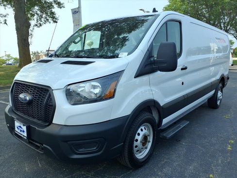 Used 2023 Ford Transit 250 Low Roof AWD image 3