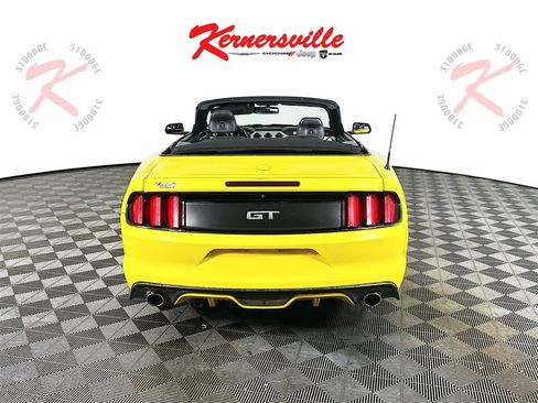 Used 2017 Ford Mustang GT Premium image 43
