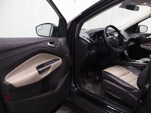 Used 2019 Ford Escape SEL AWD/4WD image 12