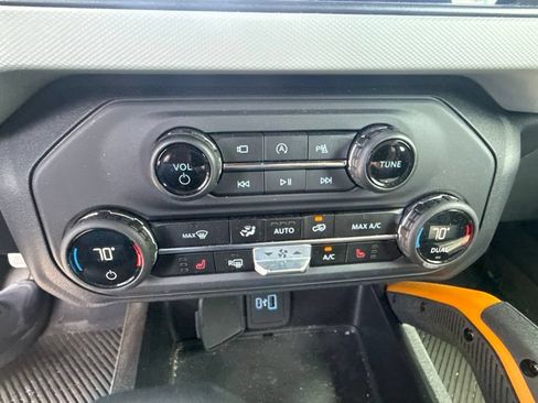 Used 2023 Ford Bronco Badlands AWD/4WD image 17