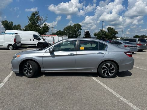 Used 2016 Honda Accord EX-L image 8