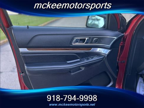 Used 2016 Ford Explorer Limited AWD/4WD image 11