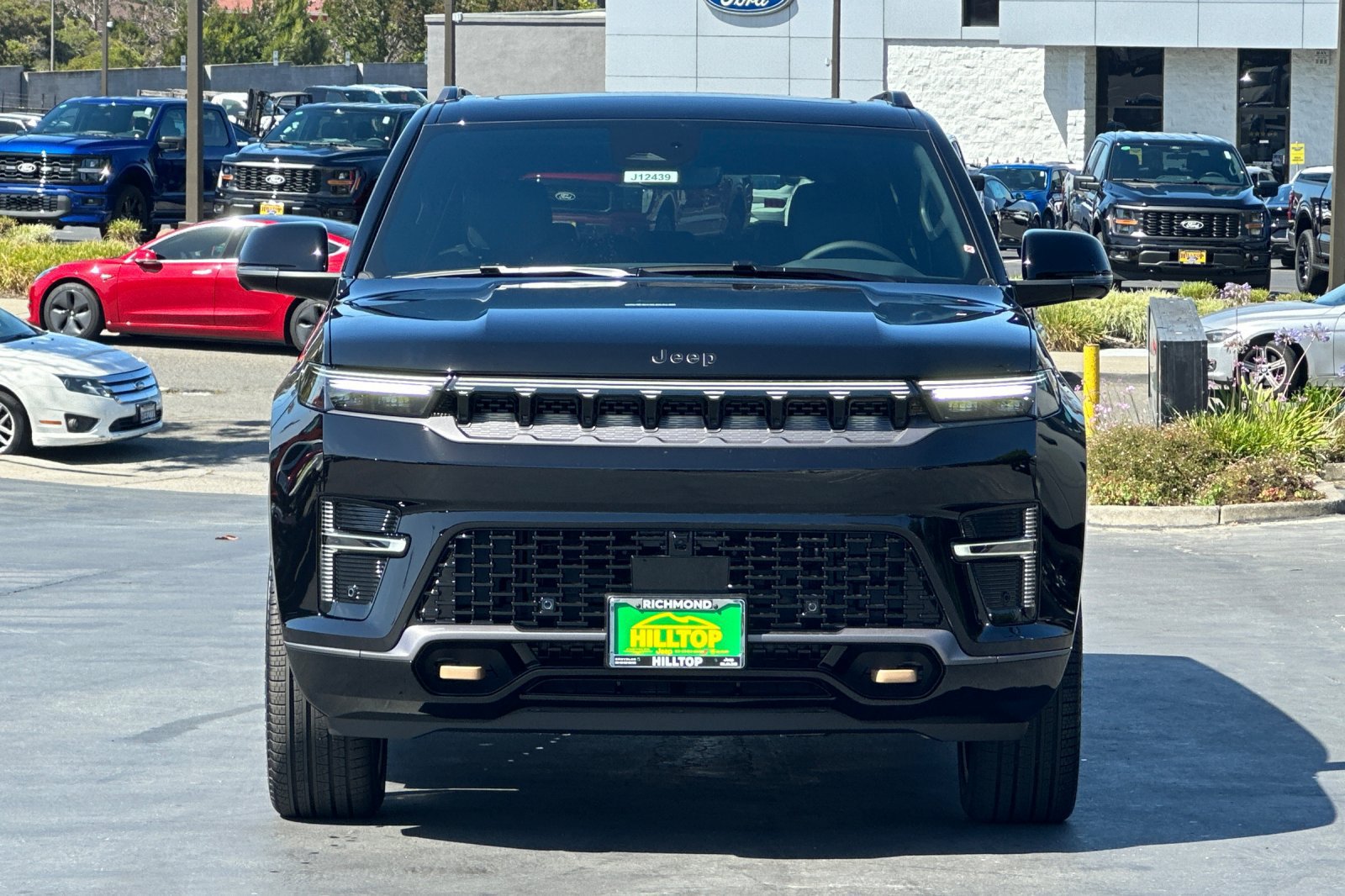 New 2026 Jeep Grand Wagoneer L 4WD image 9