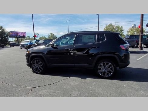 New 2026 Jeep Compass Limited AWD/4WD image 27