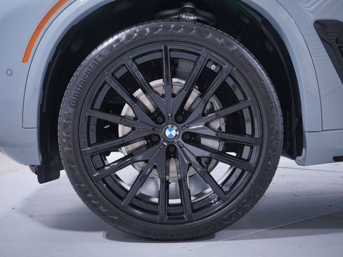 New 2026 BMW X5 sDrive40i w/ M Sport Package image 2