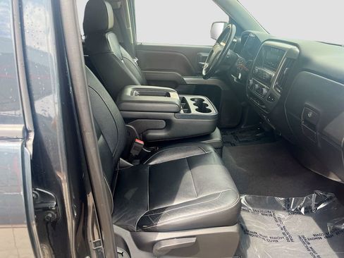 Used 2018 Chevrolet Silverado 1500 LT w/ All Star Edition AWD/4WD image 28