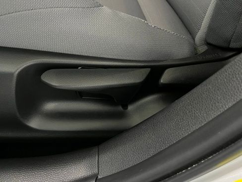 Used 2024 Toyota Corolla SE FWD image 22