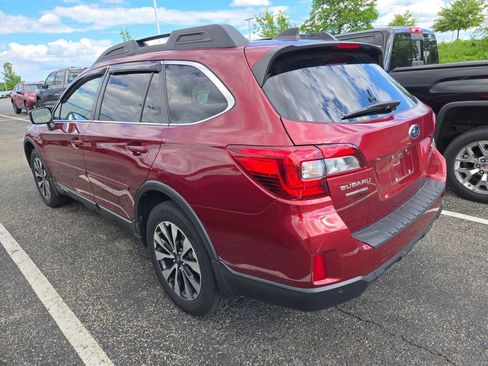 Used 2017 Subaru Outback 3.6R Limited AWD/4WD image 4