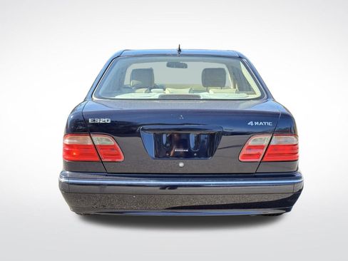 Used 2002 Mercedes-Benz E 320 4MATIC Sedan image 6