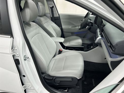 Used 2024 Hyundai Kona Limited image 24