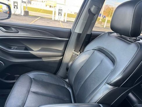 Used 2021 Jeep Grand Cherokee L Limited image 18