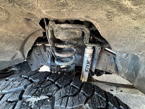 Used 2014 Ford F250 Platinum w/ FX4 Off-Road Package image 18