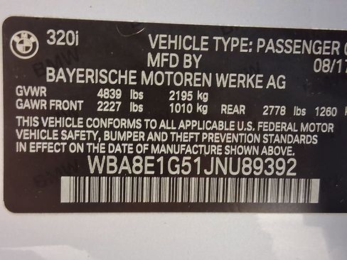 Used 2018 BMW 320i Sedan RWD image 19