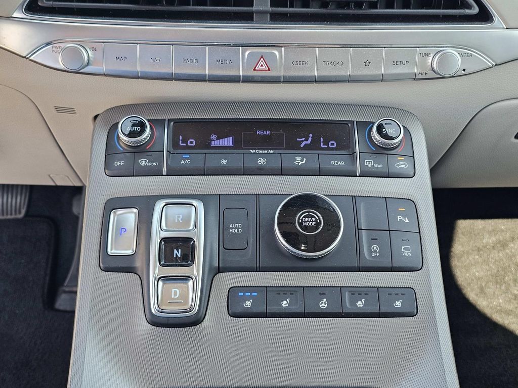 Used 2022 Hyundai Palisade Limited FWD image 34