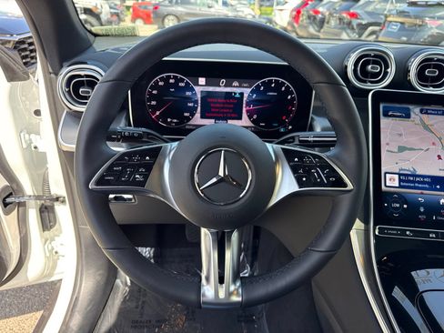 Used 2026 Mercedes-Benz GLC 300 image 30