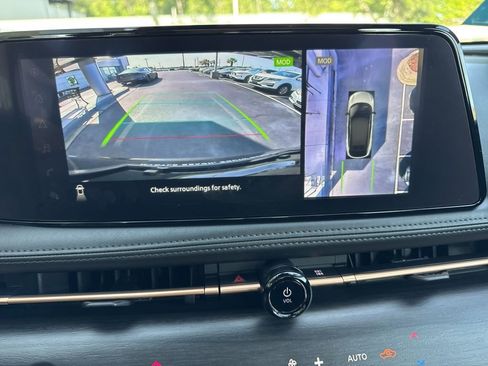 Used 2023 Nissan Ariya AWD image 34