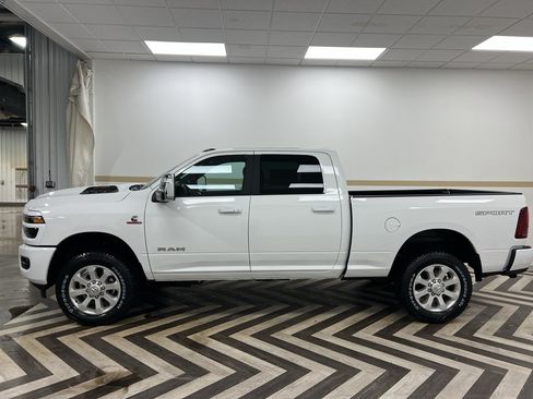 New 2026 RAM 3500 Laramie AWD/4WD image 3