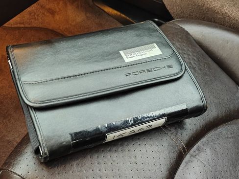 Used 2010 Porsche 911 Carrera 4S image 35