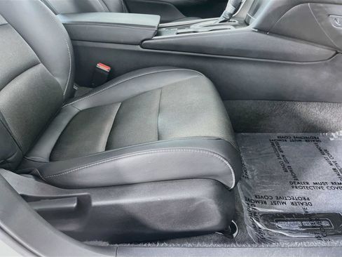 Used 2022 Honda Accord Sport image 32