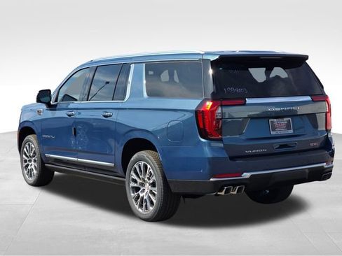 New 2026 GMC Yukon XL Denali w/ Sun & Power Step Package AWD/4WD image 3