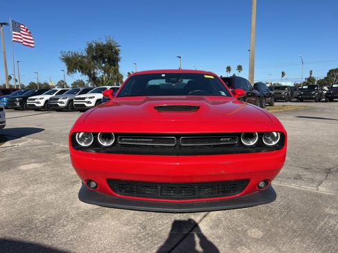Used 2022 Dodge Challenger GT image 31