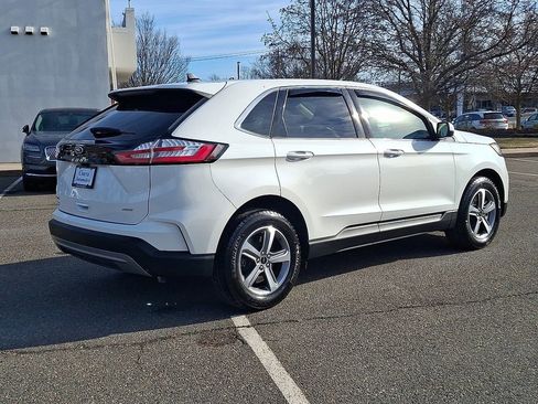 Used 2024 Ford Edge SEL w/ Convenience Package image 9
