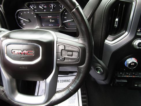 Used 2021 GMC Sierra 1500 SLE w/ Preferred Package RWD image 17