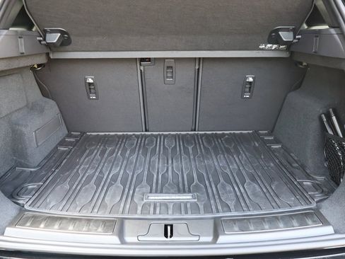 Used 2026 Land Rover Range Rover Evoque Dynamic SE image 16