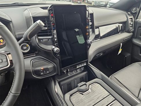 New 2026 RAM 3500 Limited image 22