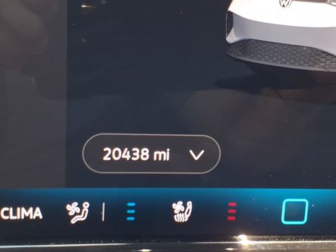 Certified 2025 Volkswagen ID.4 Pro S AWD/4WD image 33