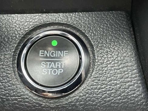 Used 2022 Ford F250 Lariat w/ Lariat Ultimate Package image 29