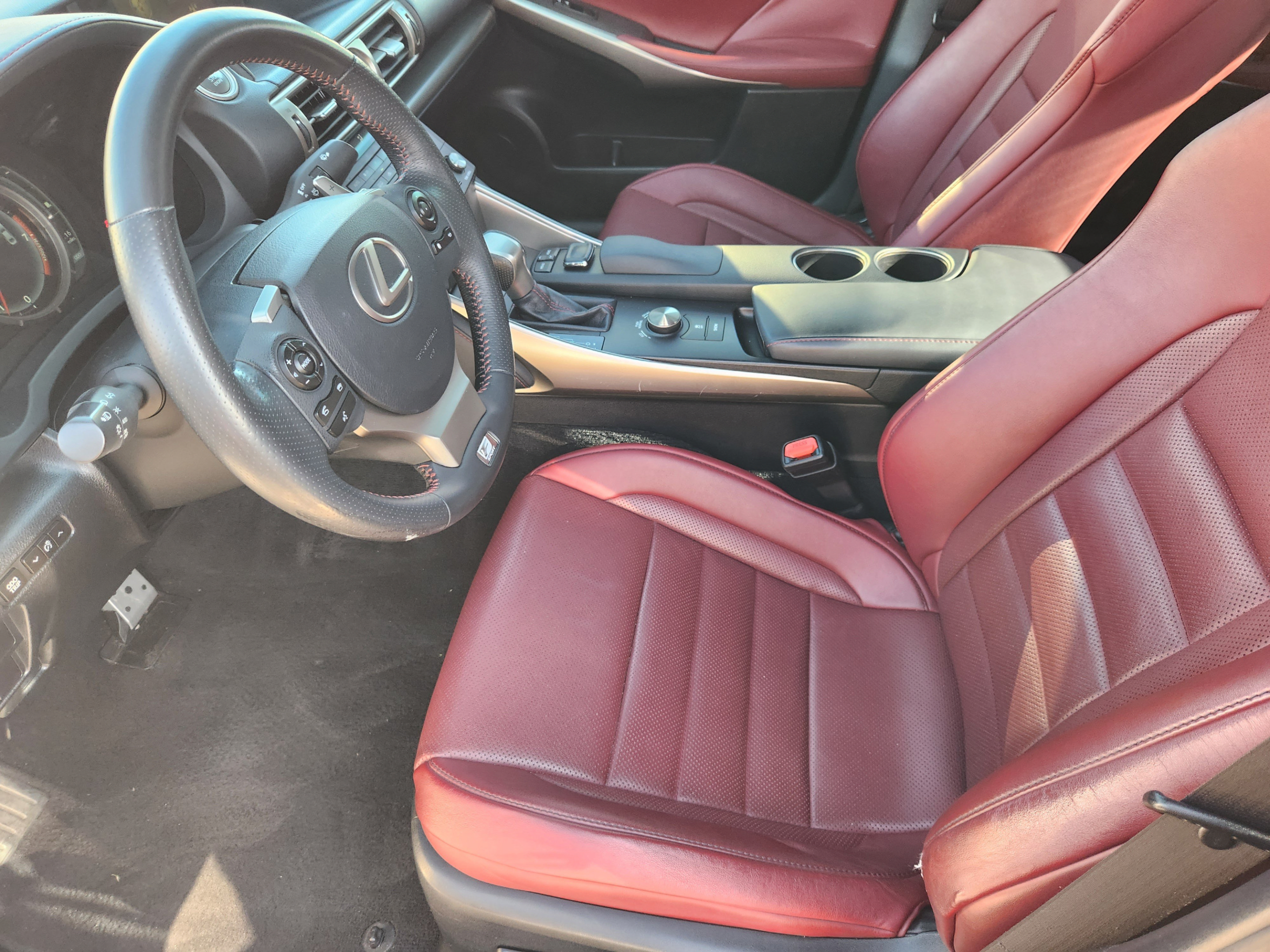 Used 2015 Lexus IS 250 w/ F-Sport Package RWD image 11