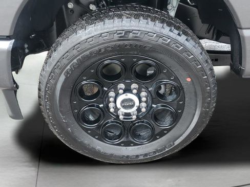 New 2026 Ford F250 Lariat w/ Black Appearance Package image 17