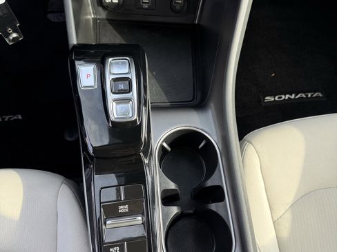 Used 2023 Hyundai Sonata SE image 27