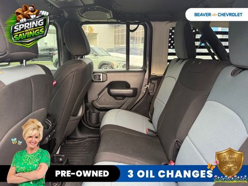 Used 2018 Jeep Wrangler Unlimited Sport S image 9